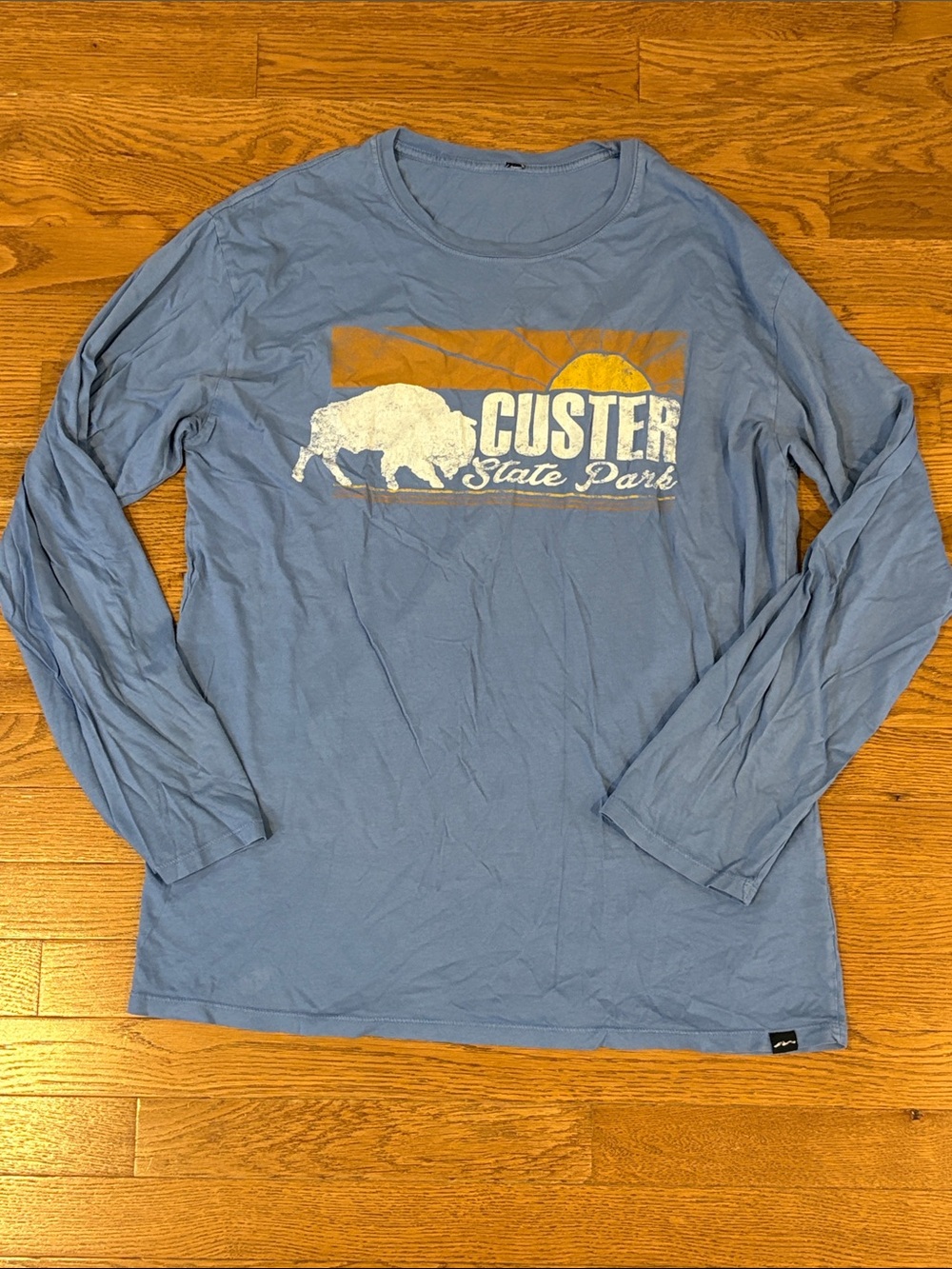 Blue Long Sleeved T-Shirt Custer State Park Size Large